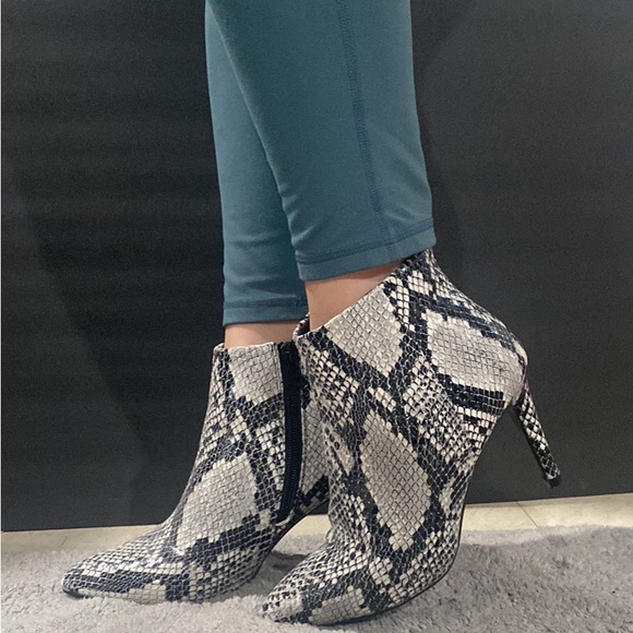 Snakeskin Print Heeled Booties - Picture 1 of 7